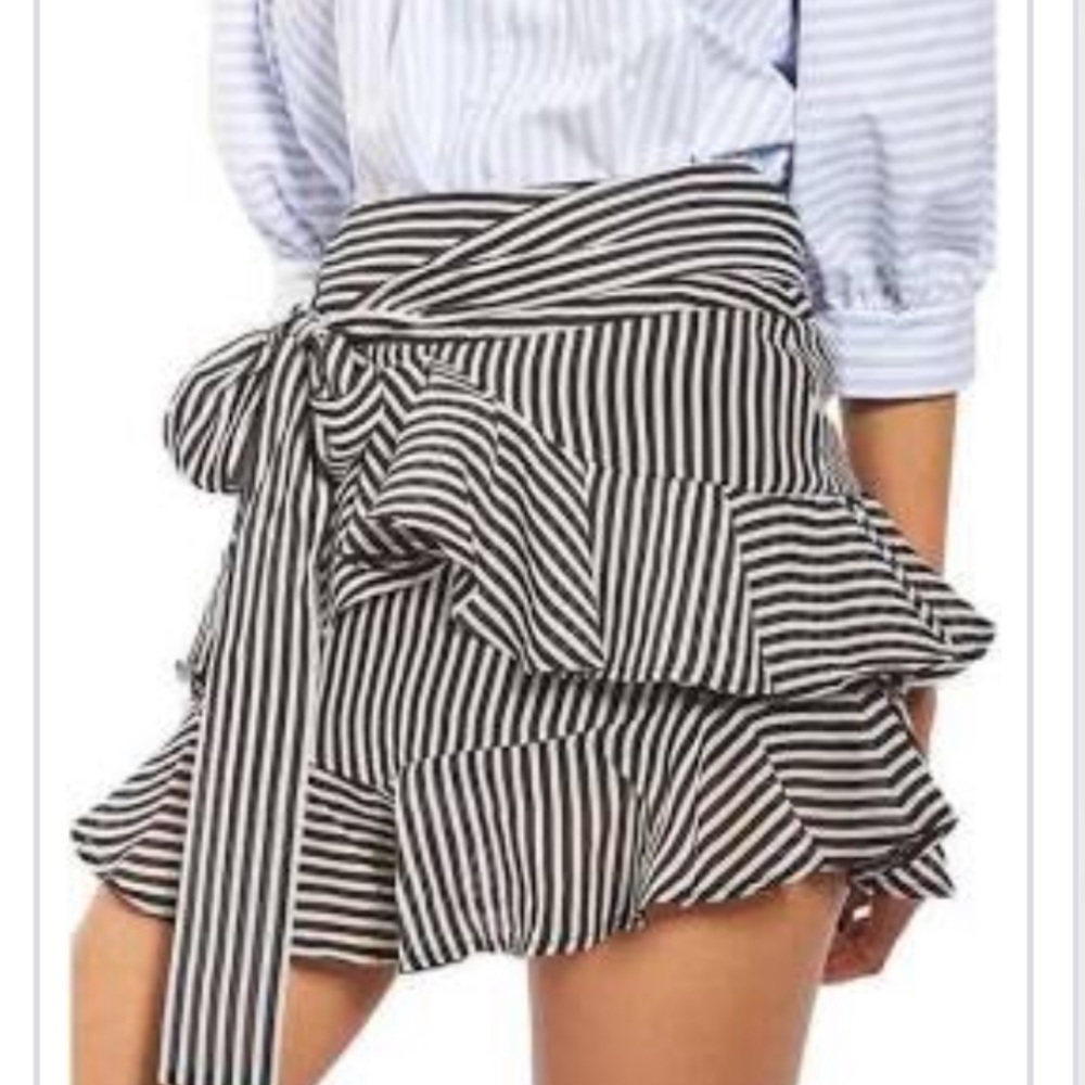 ⭐️Topshop Striped Layered skirt